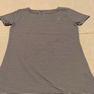 Used Girls Vineyard Vines Navy Stripe Dress Size 12